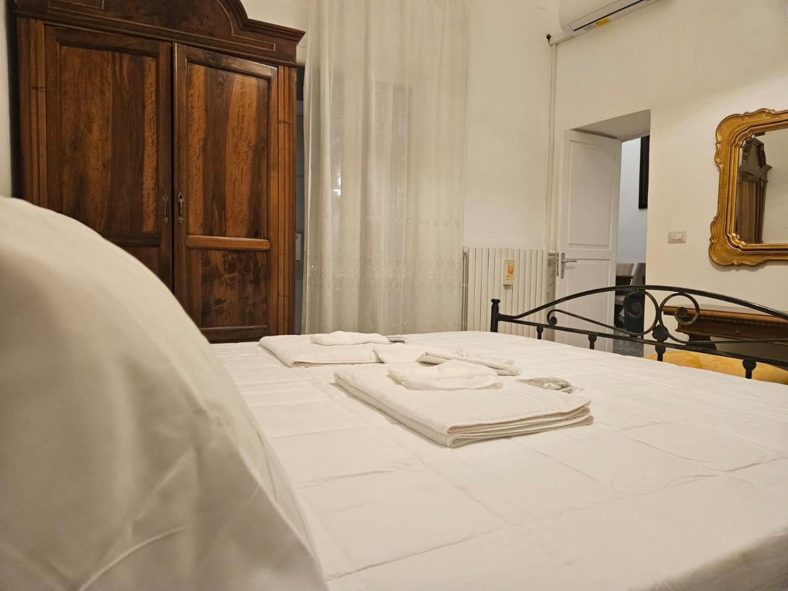 Mayu'S House , Dimora Nel Centro Storico Di Lecce Zewnętrze zdjęcie